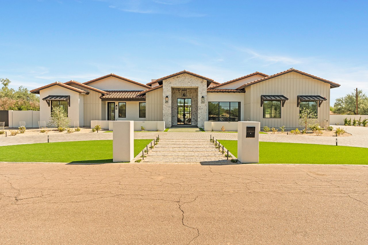 10809 N 82ND Place, Scottsdale