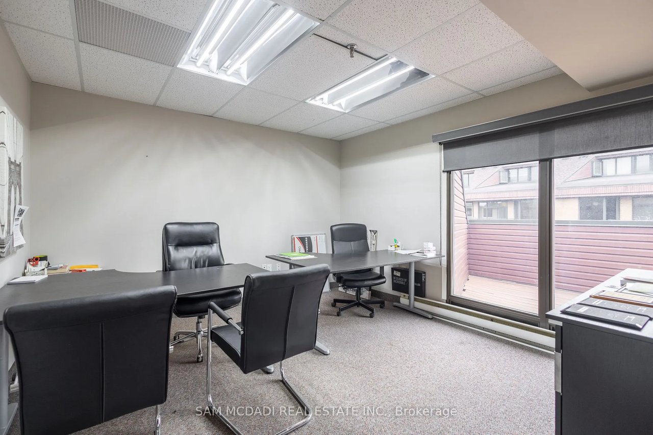 120 Traders Blvd E, #204