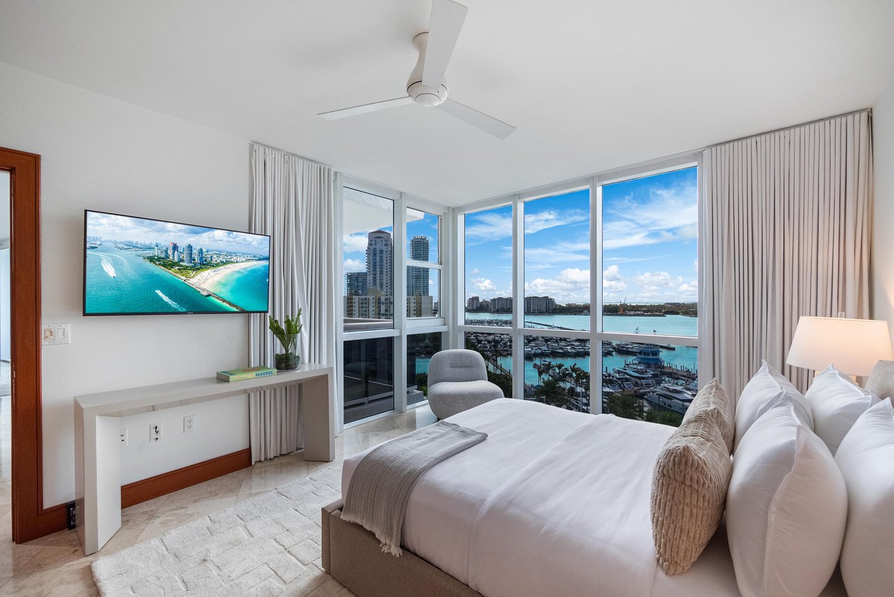 Murano Grande Apt 1106 Jeff Miller Group