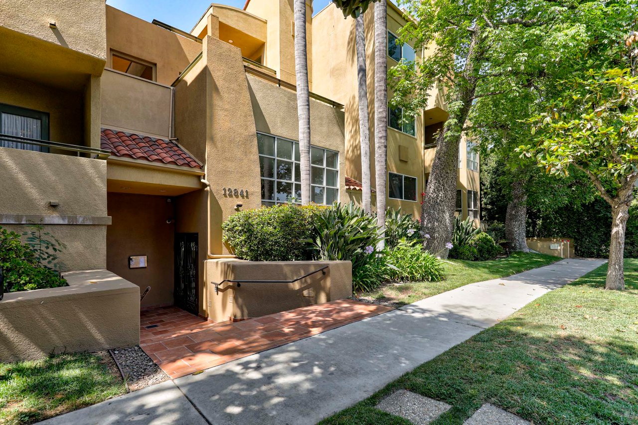 12841 Bloomfield Street 103