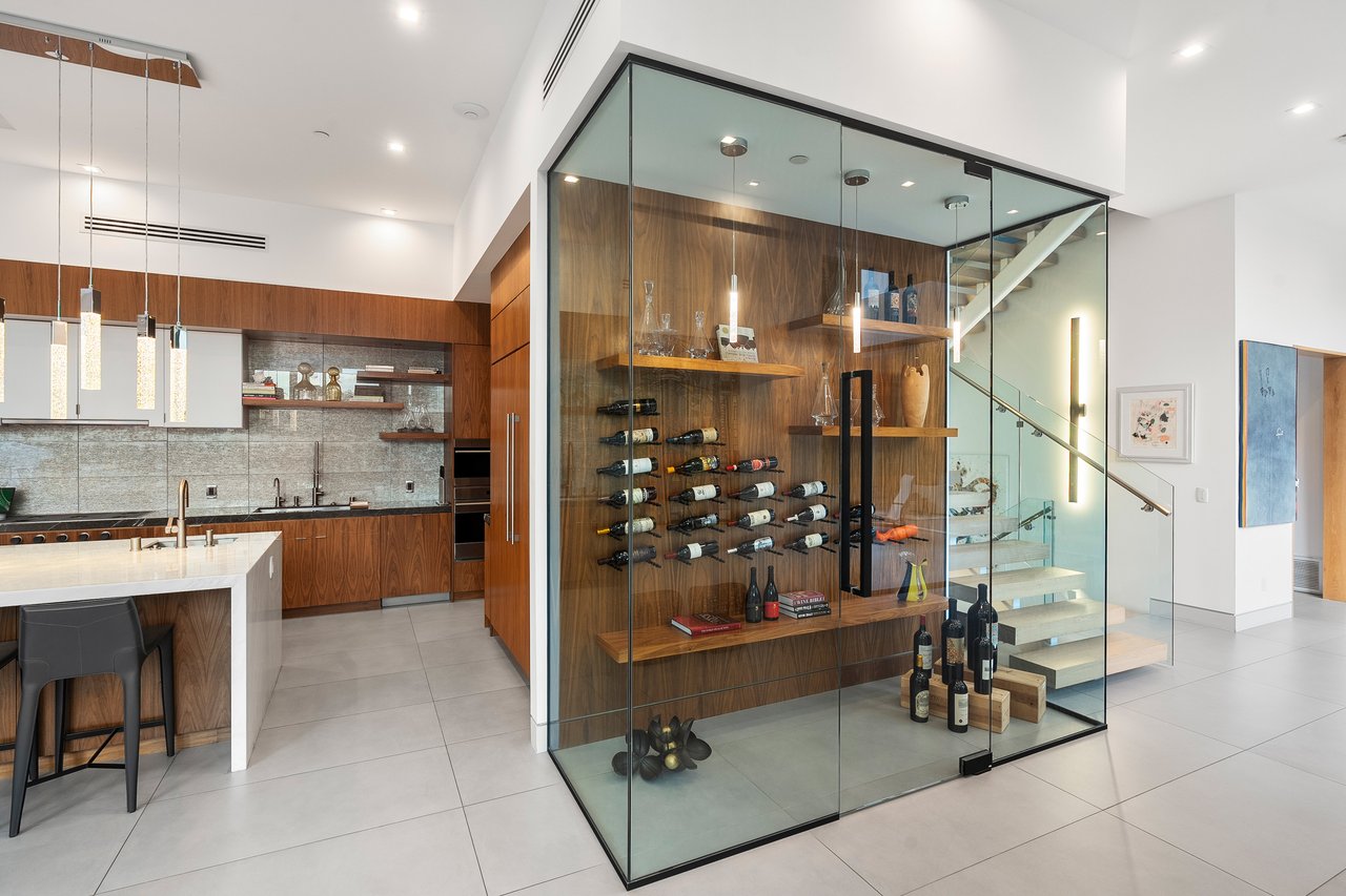 1527 Rising Glen Rd, Sunset Strip