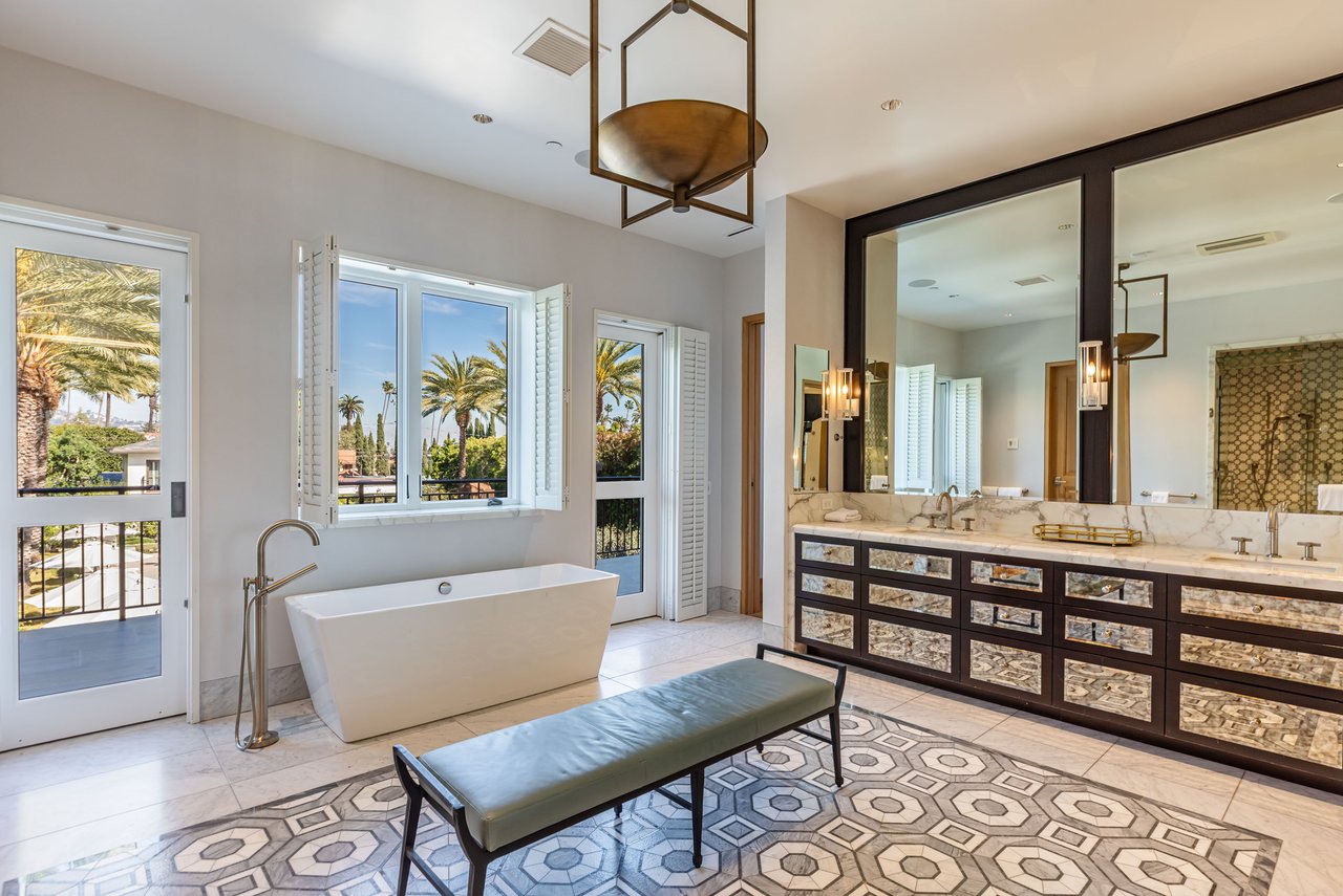 618 N Beverly Dr, Beverly Hills 