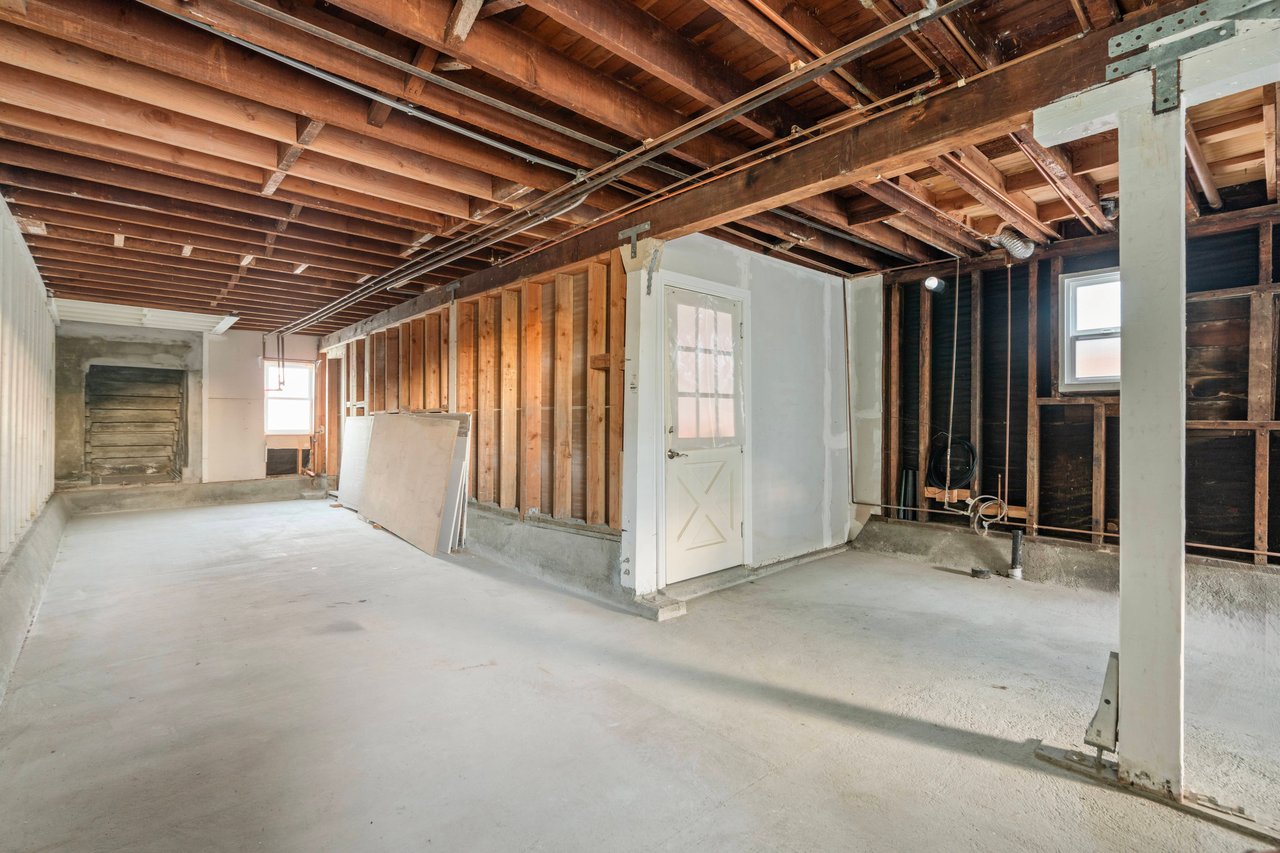 32 Seville St