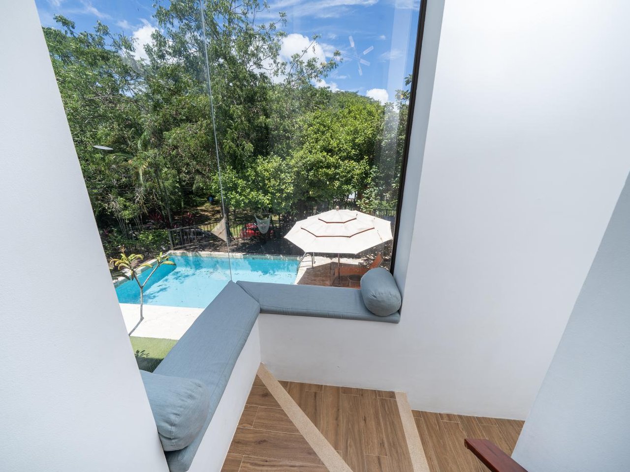 Casa Plumeria | Modern Elegance and Tropical Tranquility Near Tamarindo