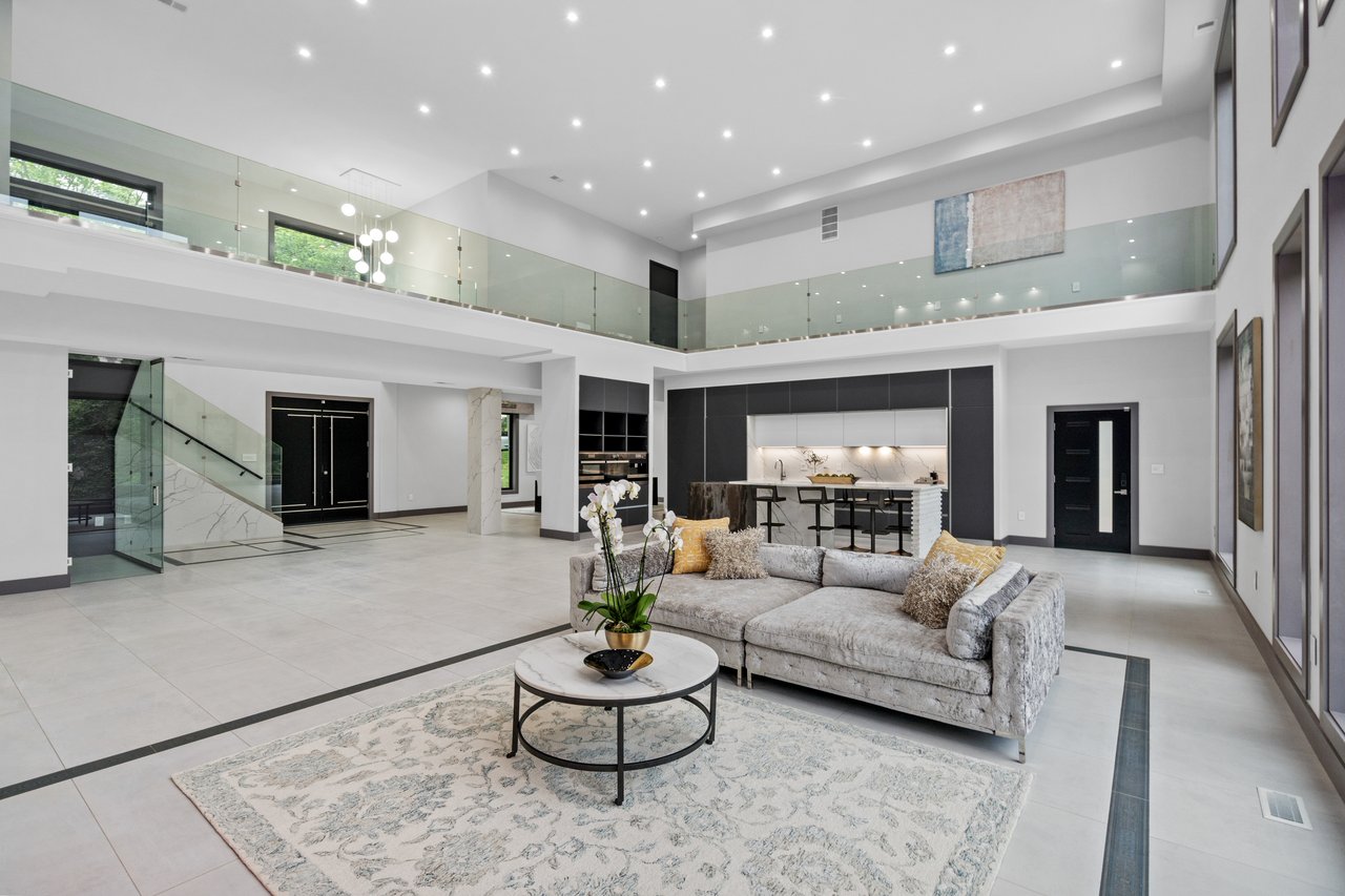 9100 Mill Pond Valley Dr