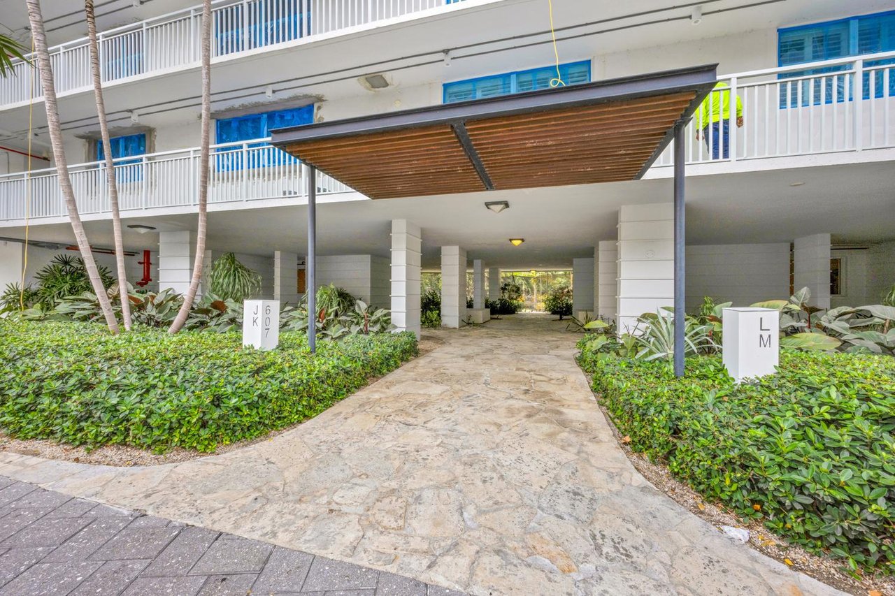 Oceanfront Living in Key Biscayne
