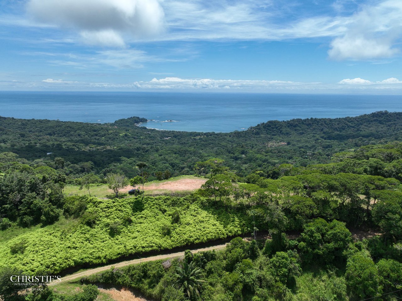 Luxury Farm Estate — 60 hectares of Breathtaking Views & Ultimate Privacy