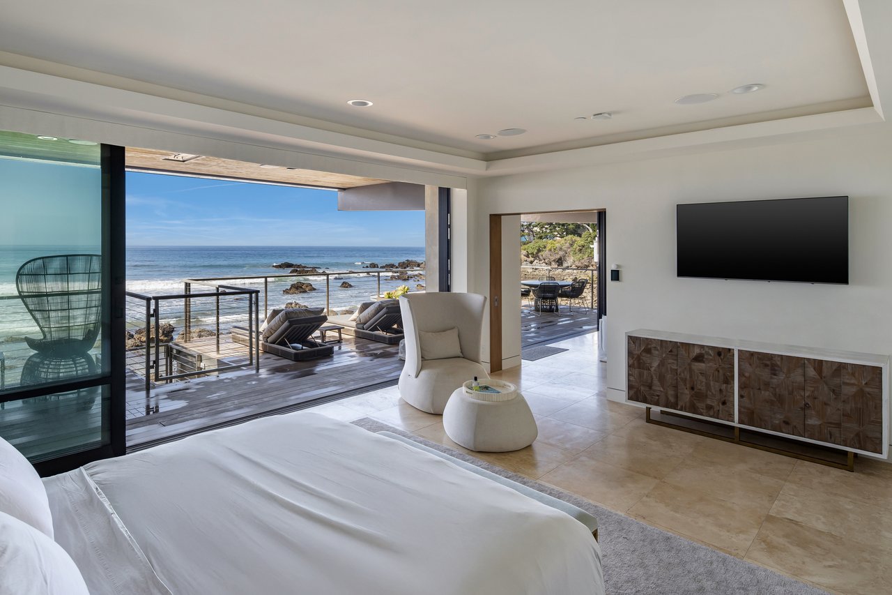 31504 Victoria Point Rd, Malibu