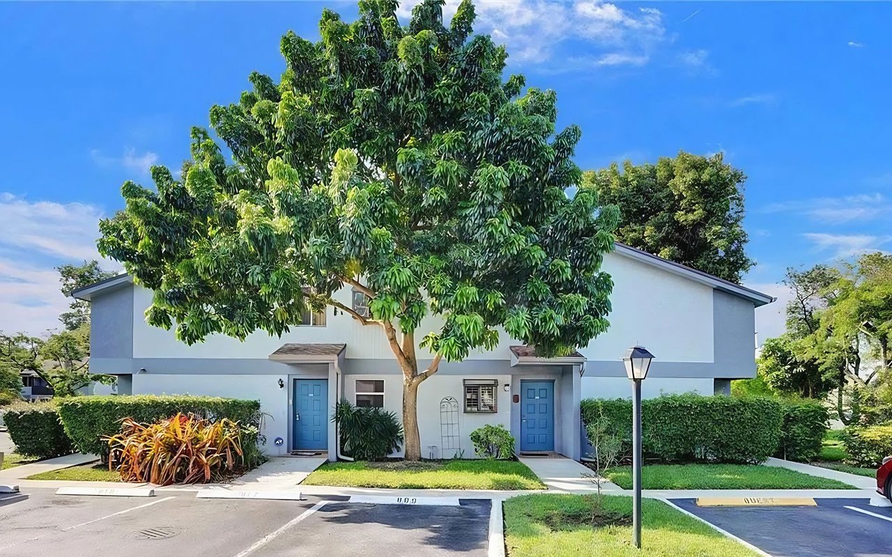 Just Listed: 2757 S Oakland Park Dr Unit 204 Oakland Park FL 33309