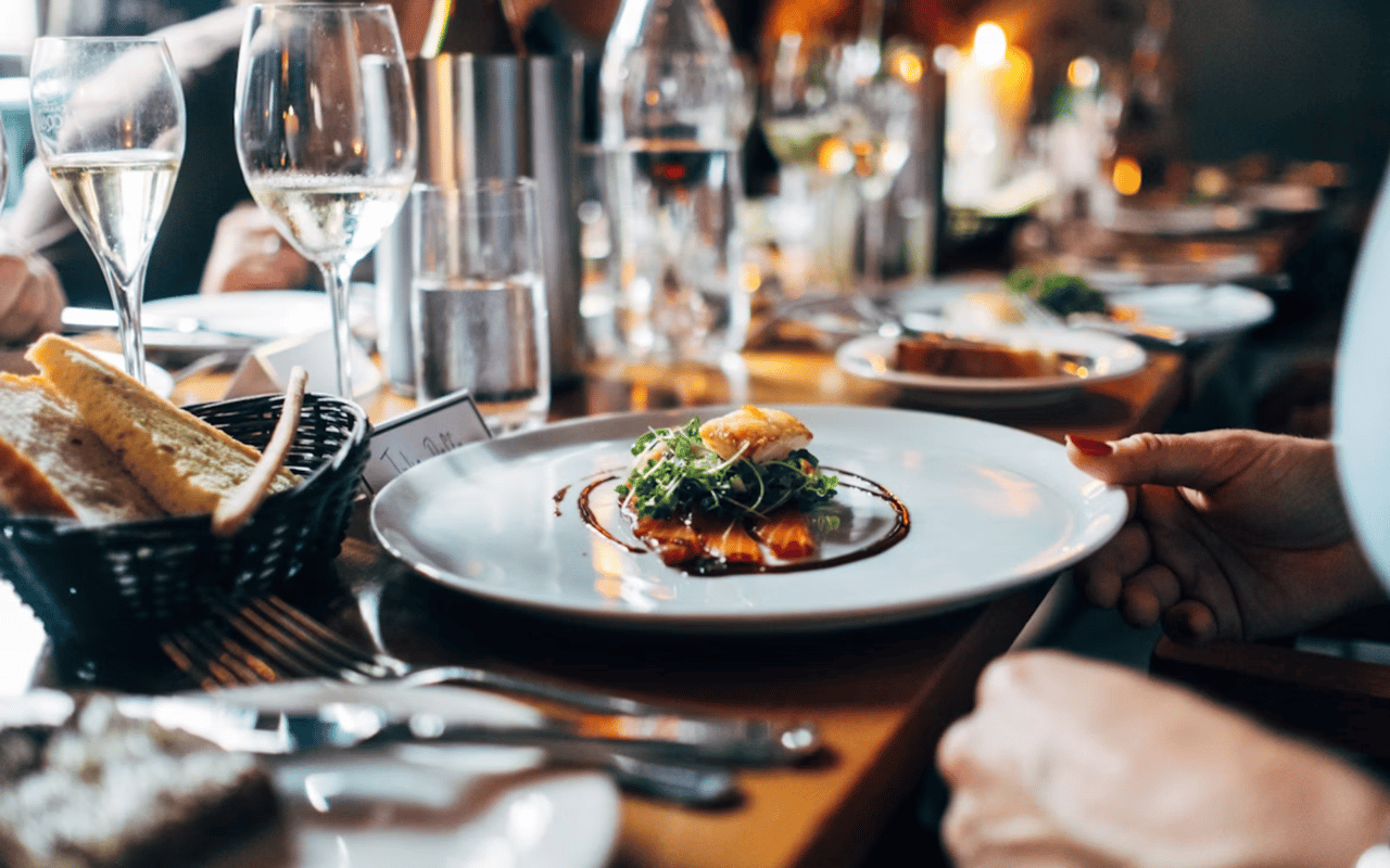 Savor the Flavor: Top Restaurants in Knoxville, TN