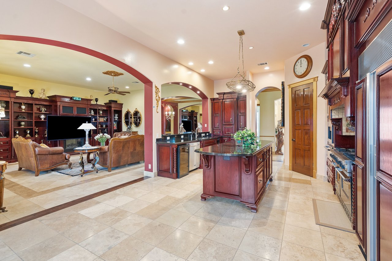 A Rare West Austin Estate on 32 Unrestricted Acres