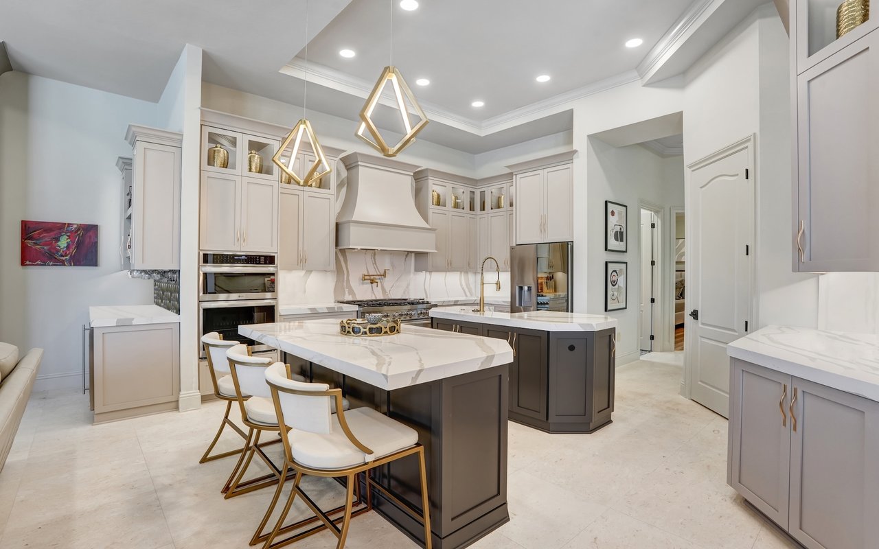 9691 Monteverdi Way
