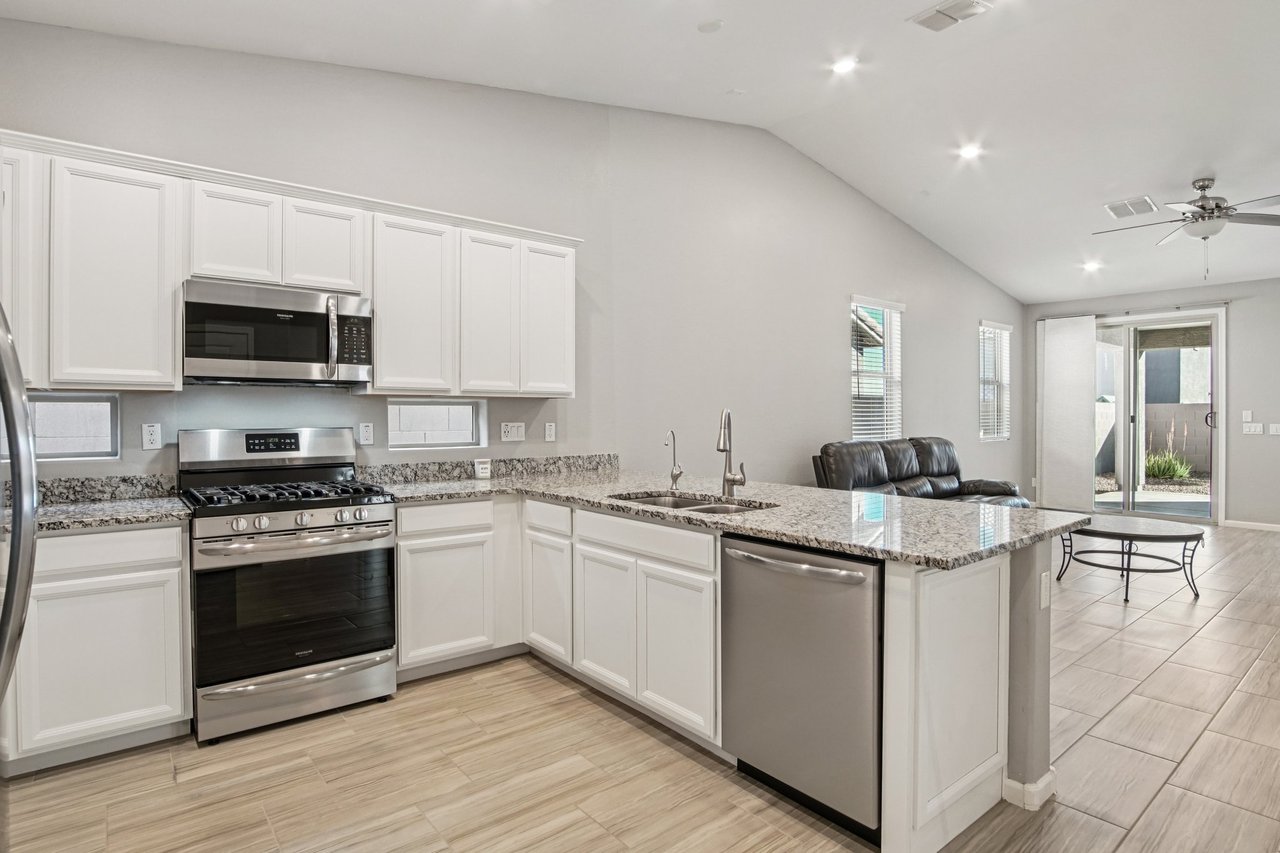 12413 W Myrtle Ct, Glendale, AZ 85307