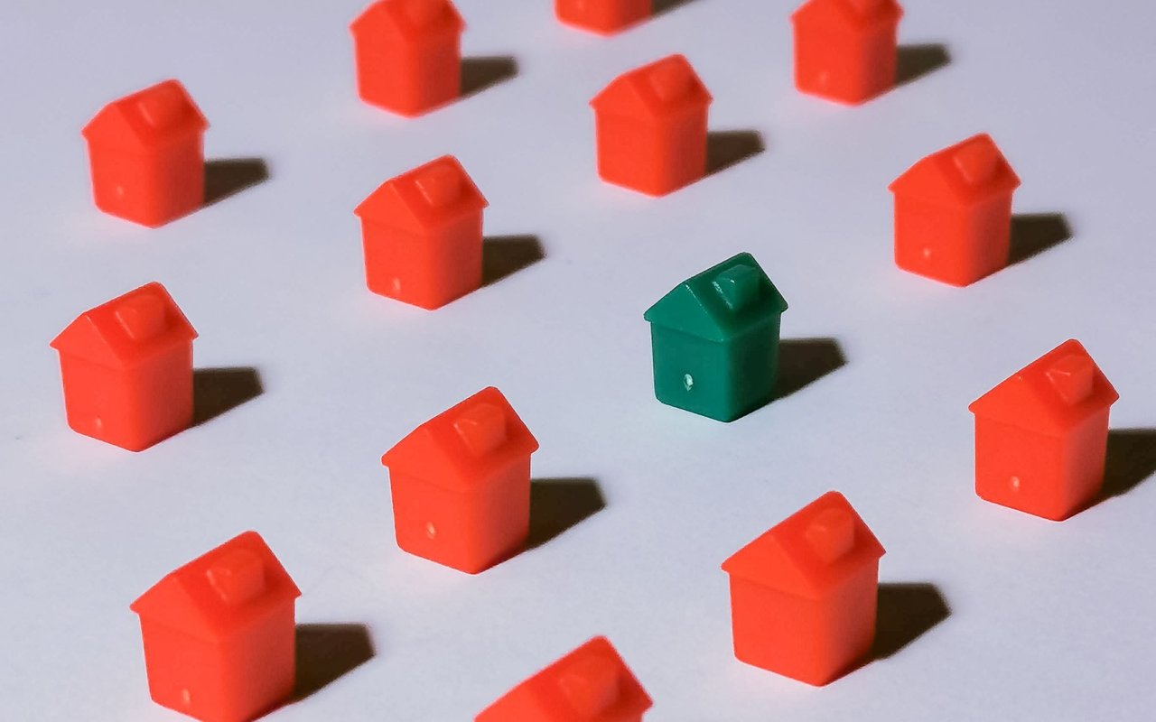Understanding the Roles of Different Real Estate Experts