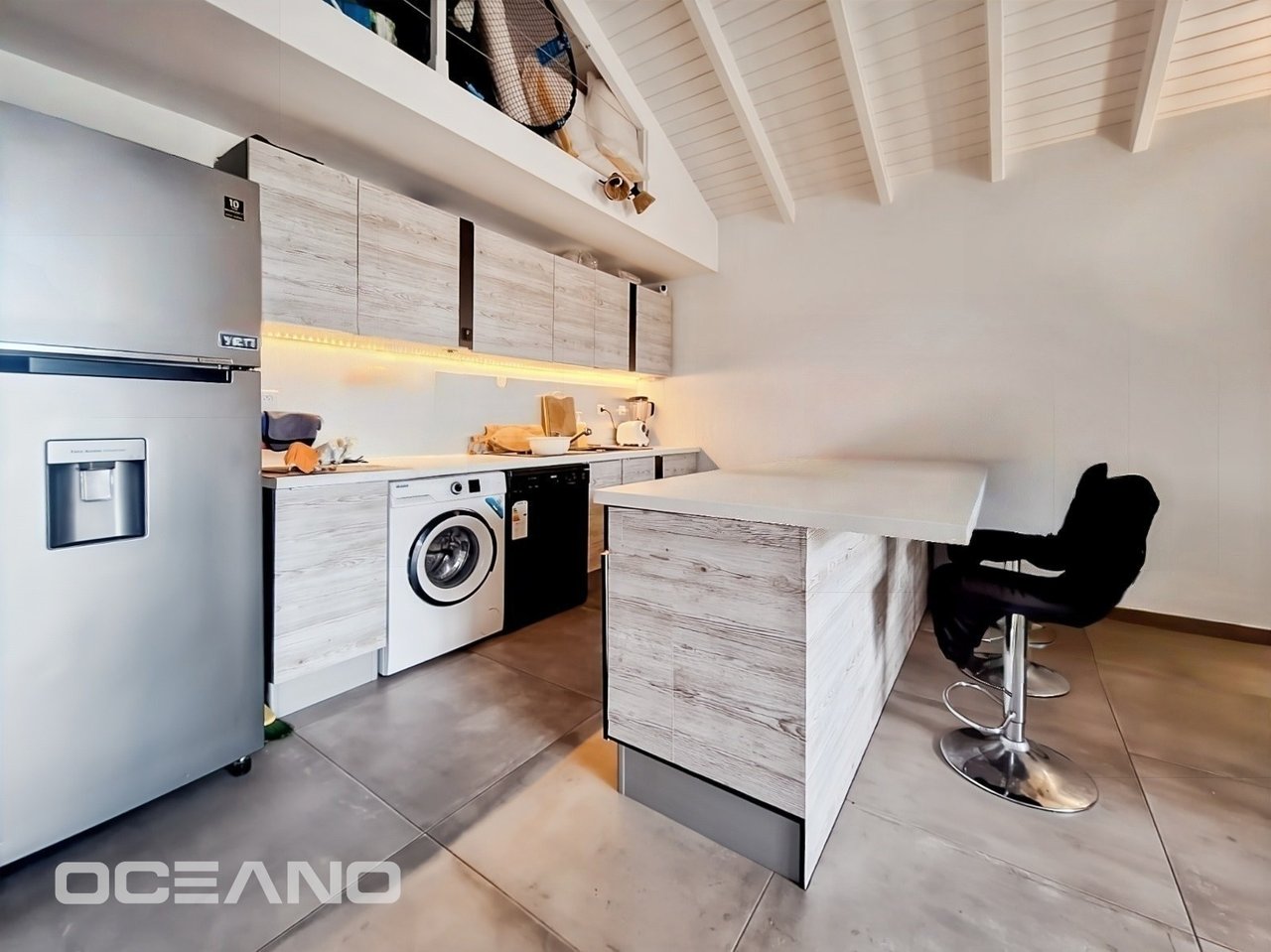 4-bedroom house with garden 