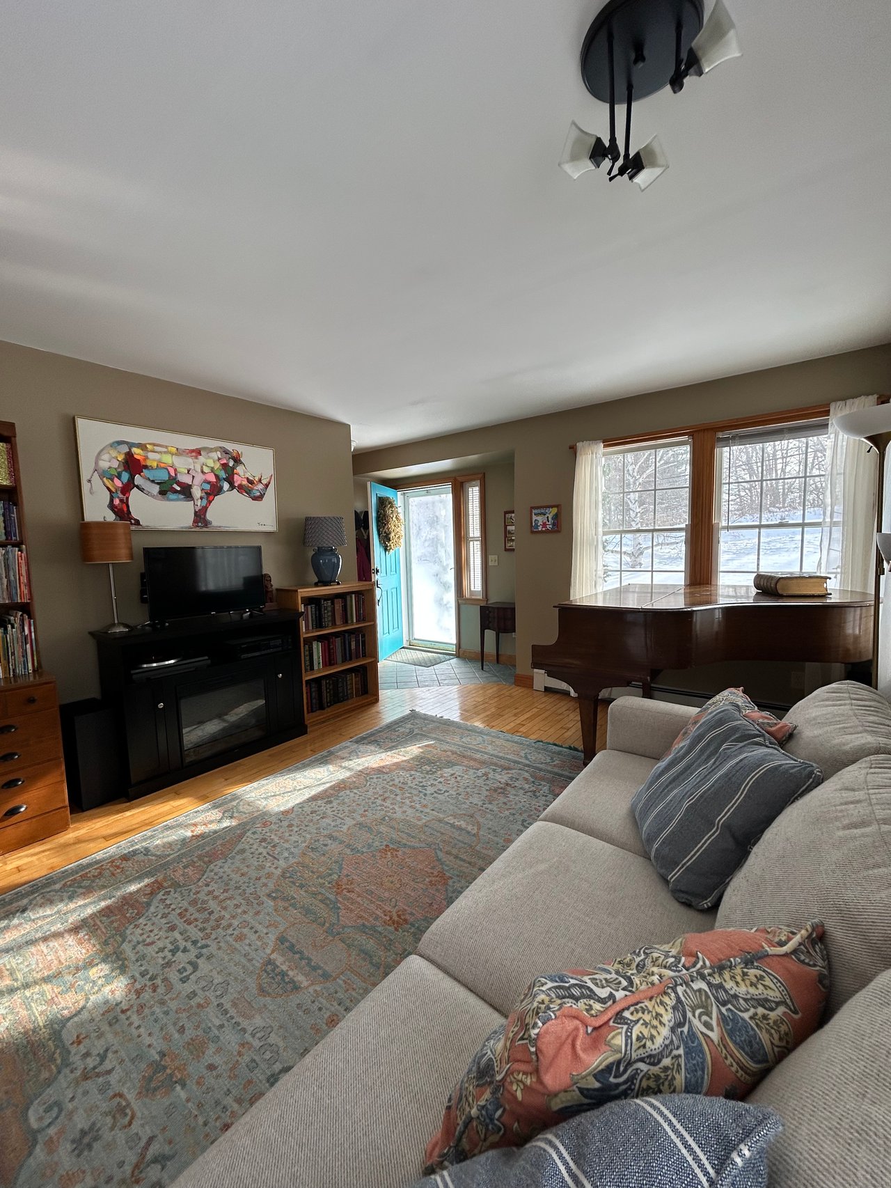 56 Lake Av, Rockland