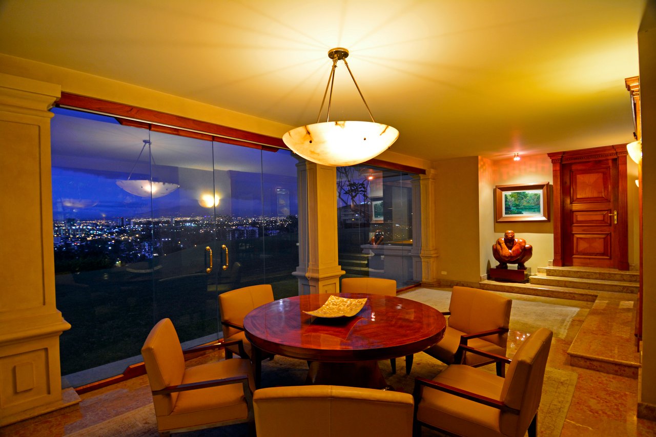 Hillgarden Estate in Escazu