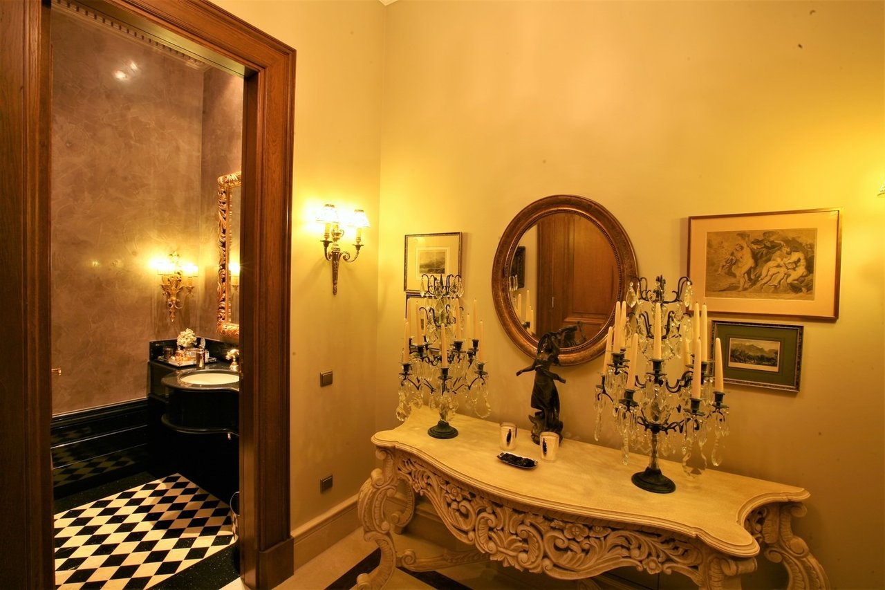 Special Luxury Condo with Sea Views in Athens