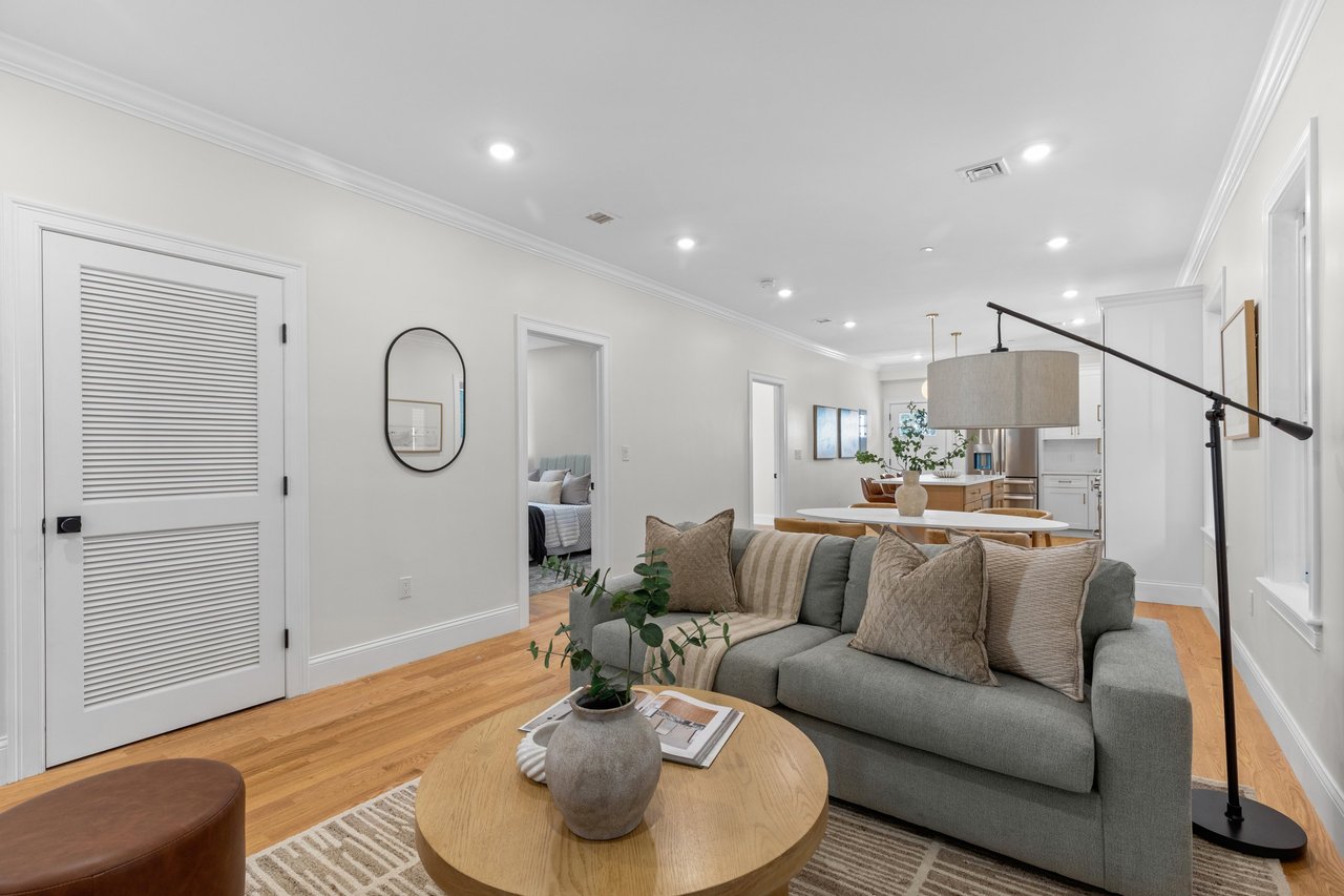 13 Langmaid Ave # 2