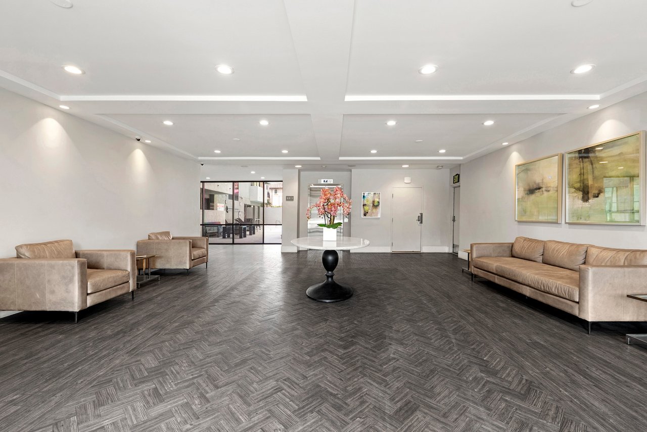 12115 San Vicente Blvd Unit: 111, Brentwood 