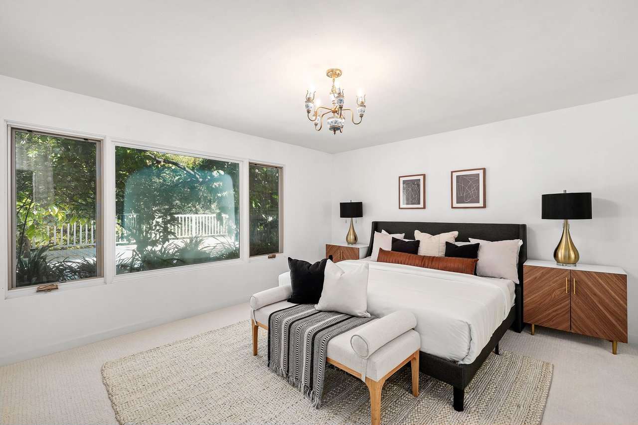 9580 Shirley Lane