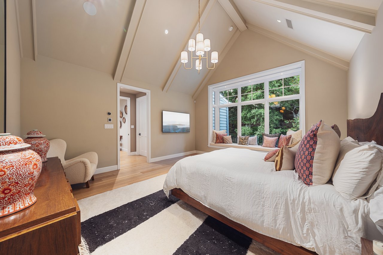 2600 Mandeville Canyon Rd, Brentwood