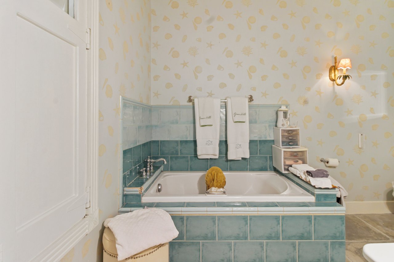 Lyford Cay | Private, Hidden Gem