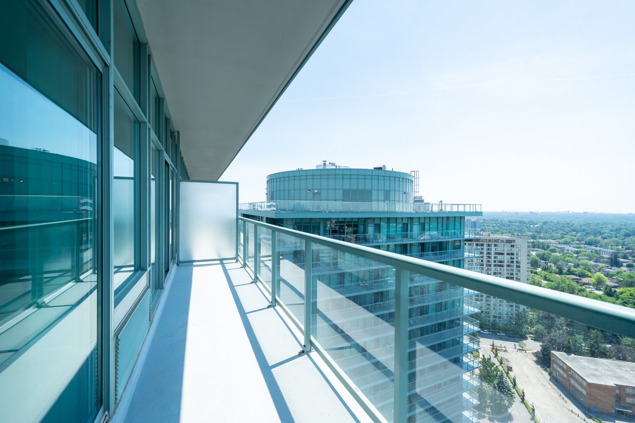 5508 Yonge St PH03