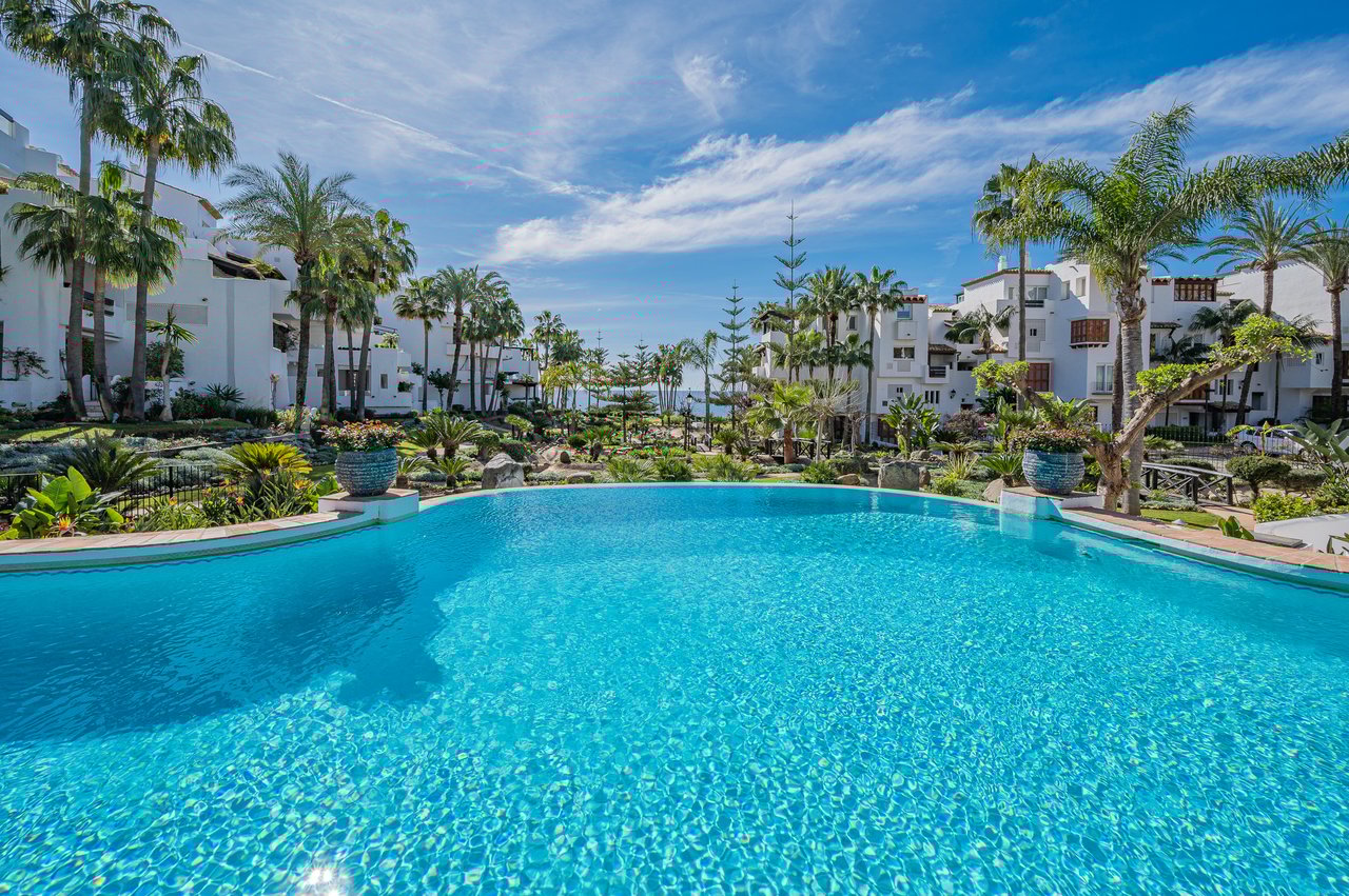 Private Residence at Marina de Puente Romano – Marbella, Spain