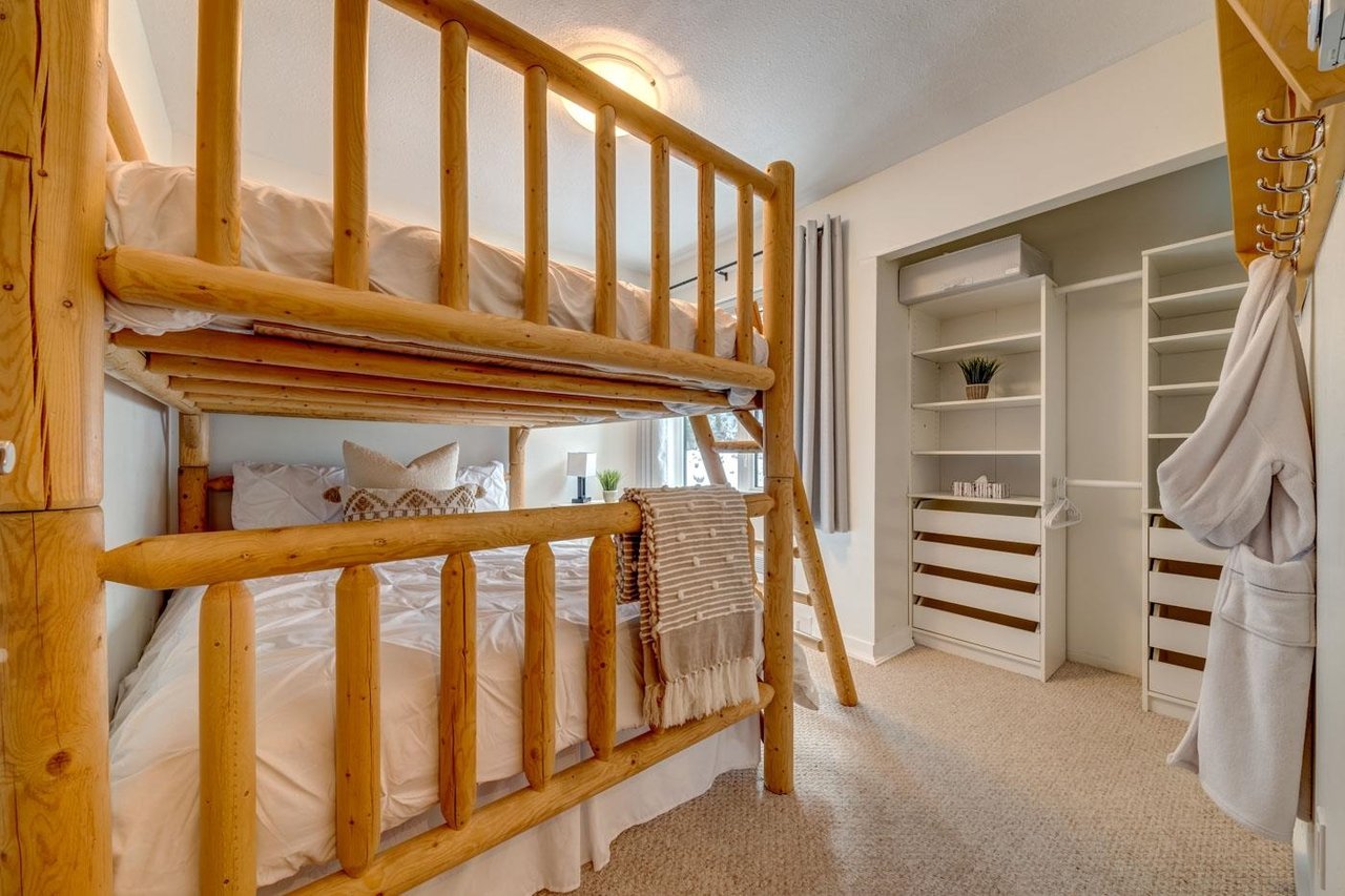 4-2548 Snowridge Cres