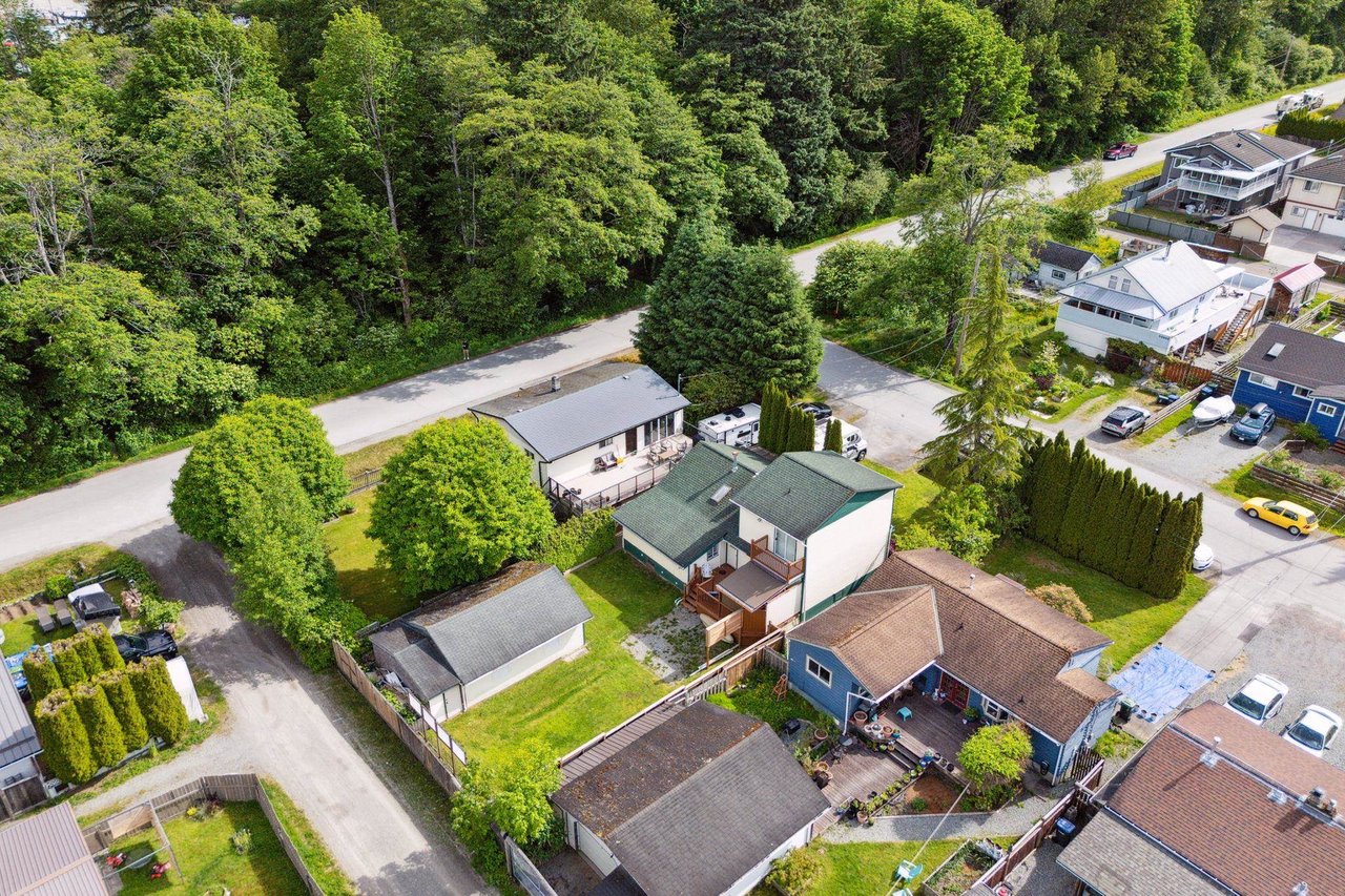 38891 Newport Road, Squamish