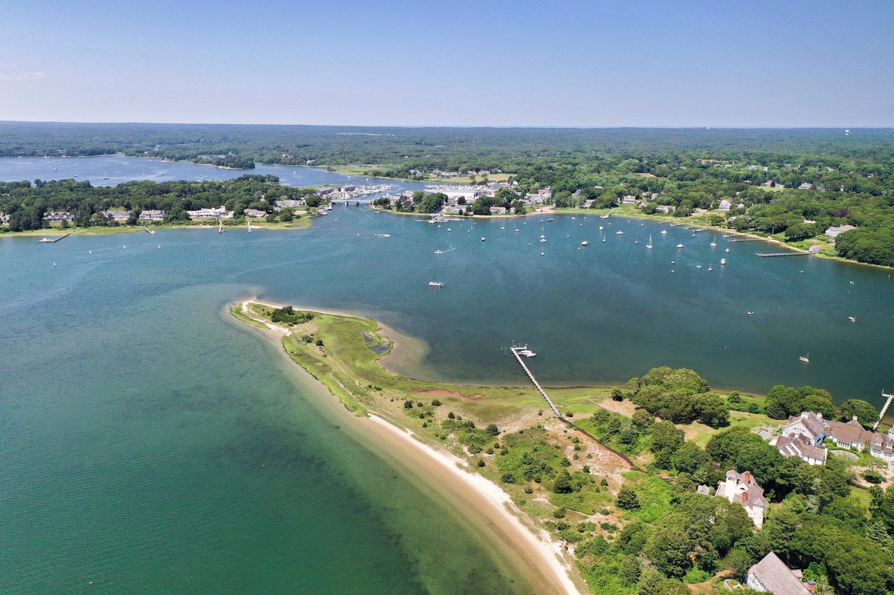 'Point House' Waterfront Estate