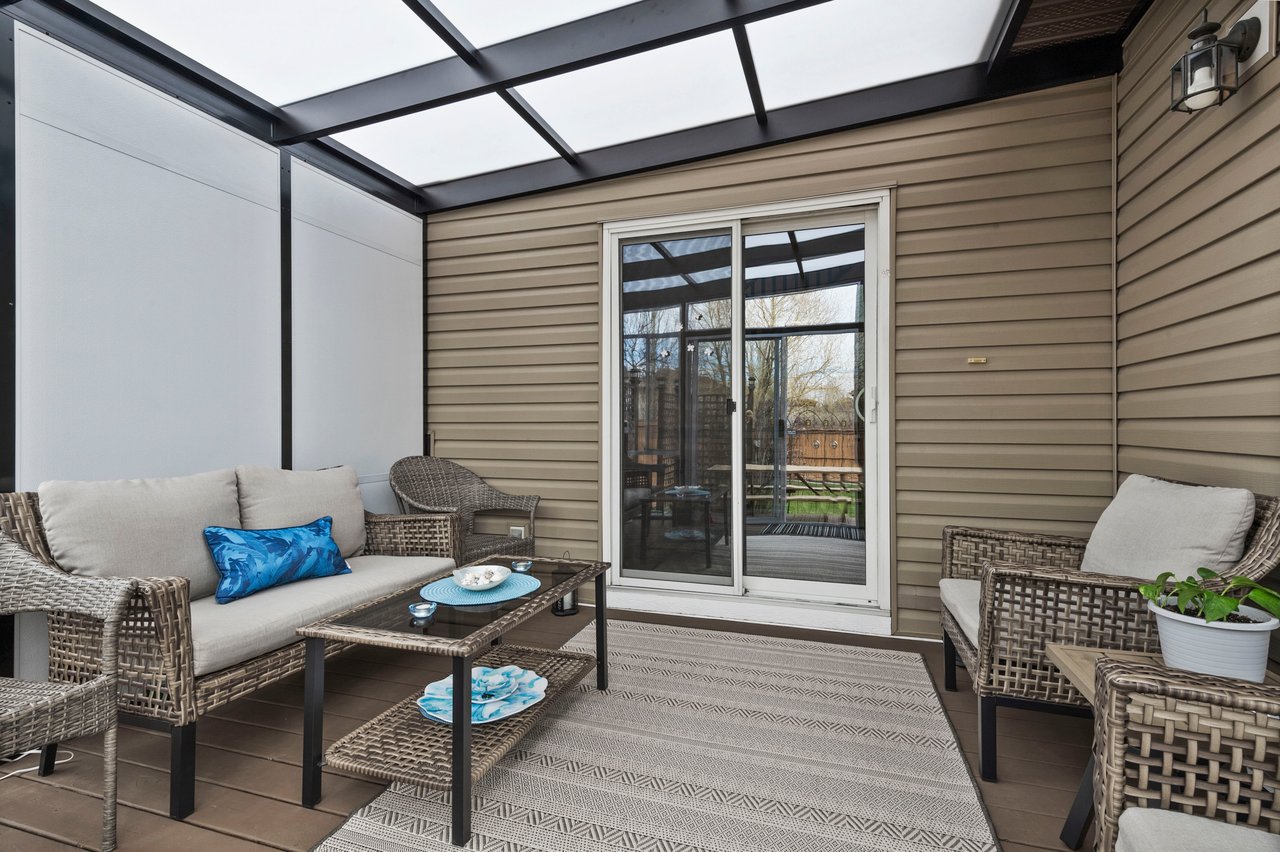 207 Royal Oak Bay NW