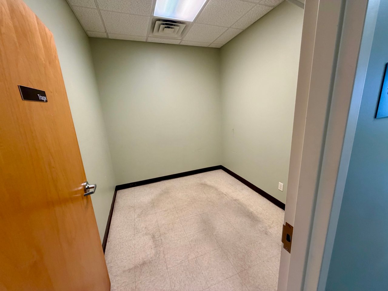 514 Mary Esther Cut Off NW