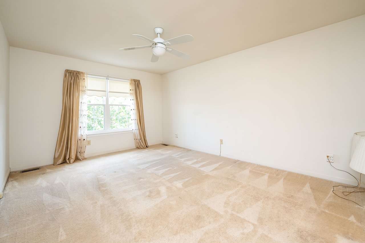 1247 Colonial Drive