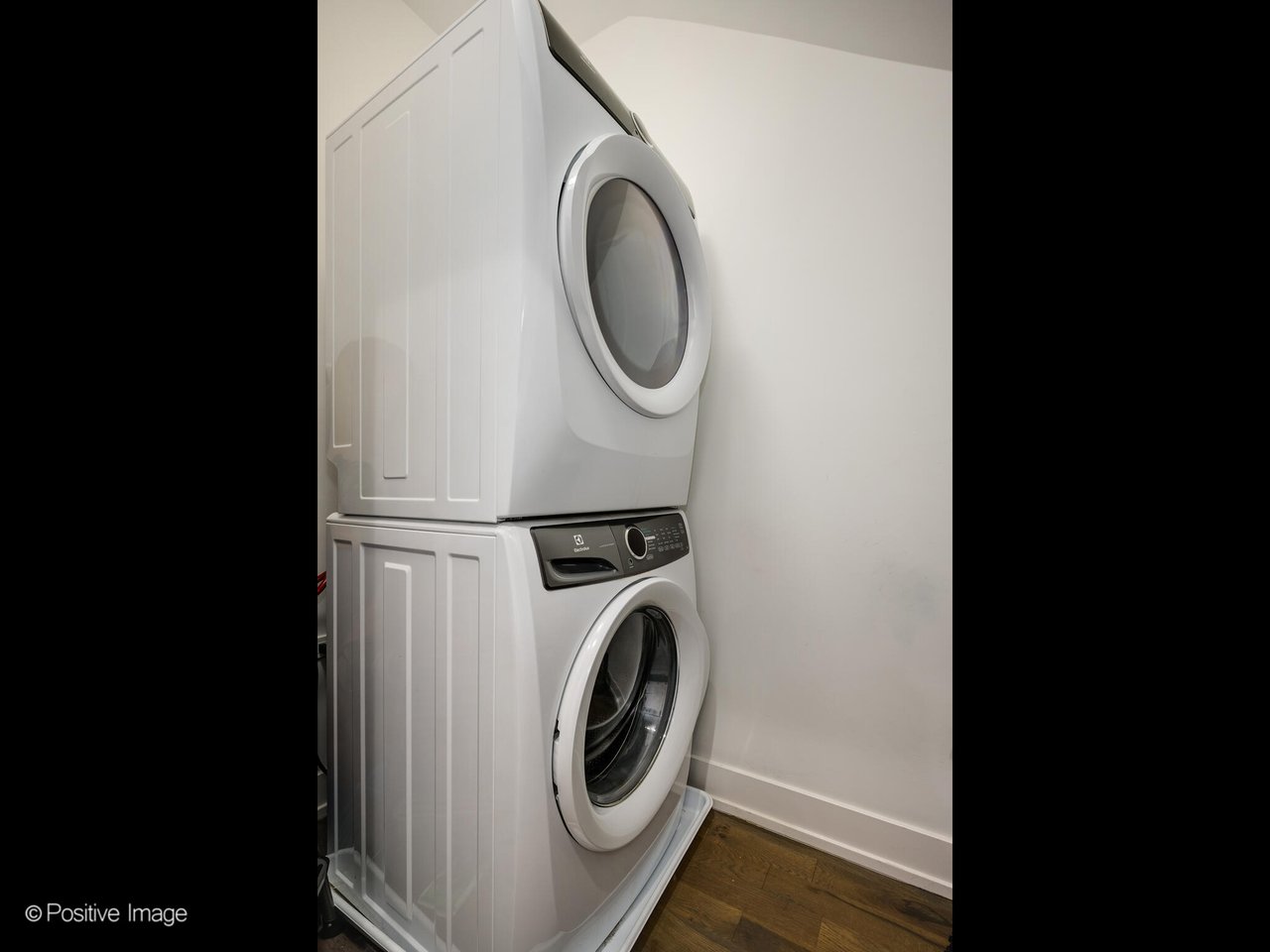 3508 N Reta Ave Unit 201
