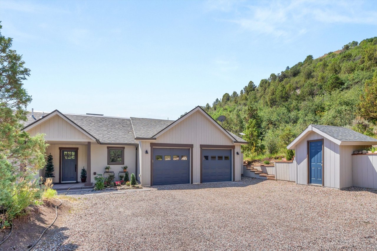 Charming Home with Spectacular Mountain Views