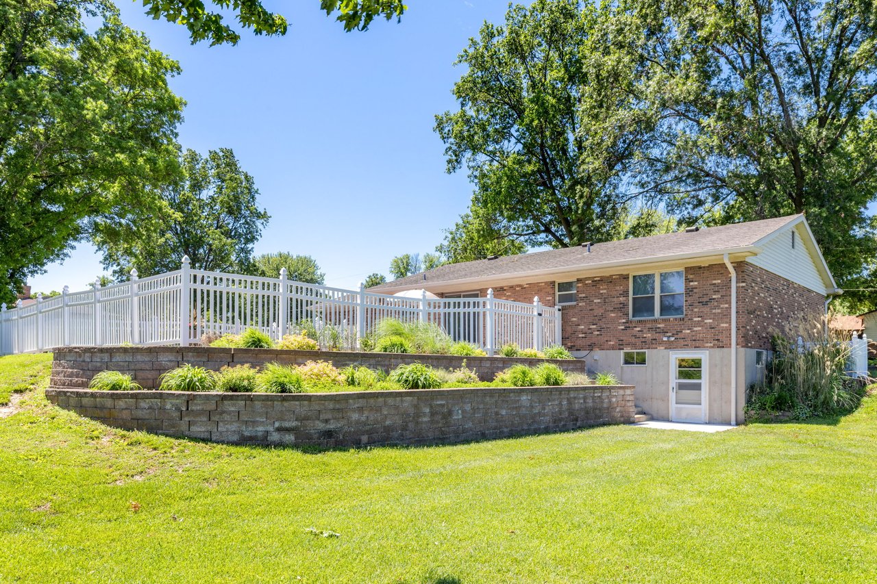 1054 Blue Wing Drive