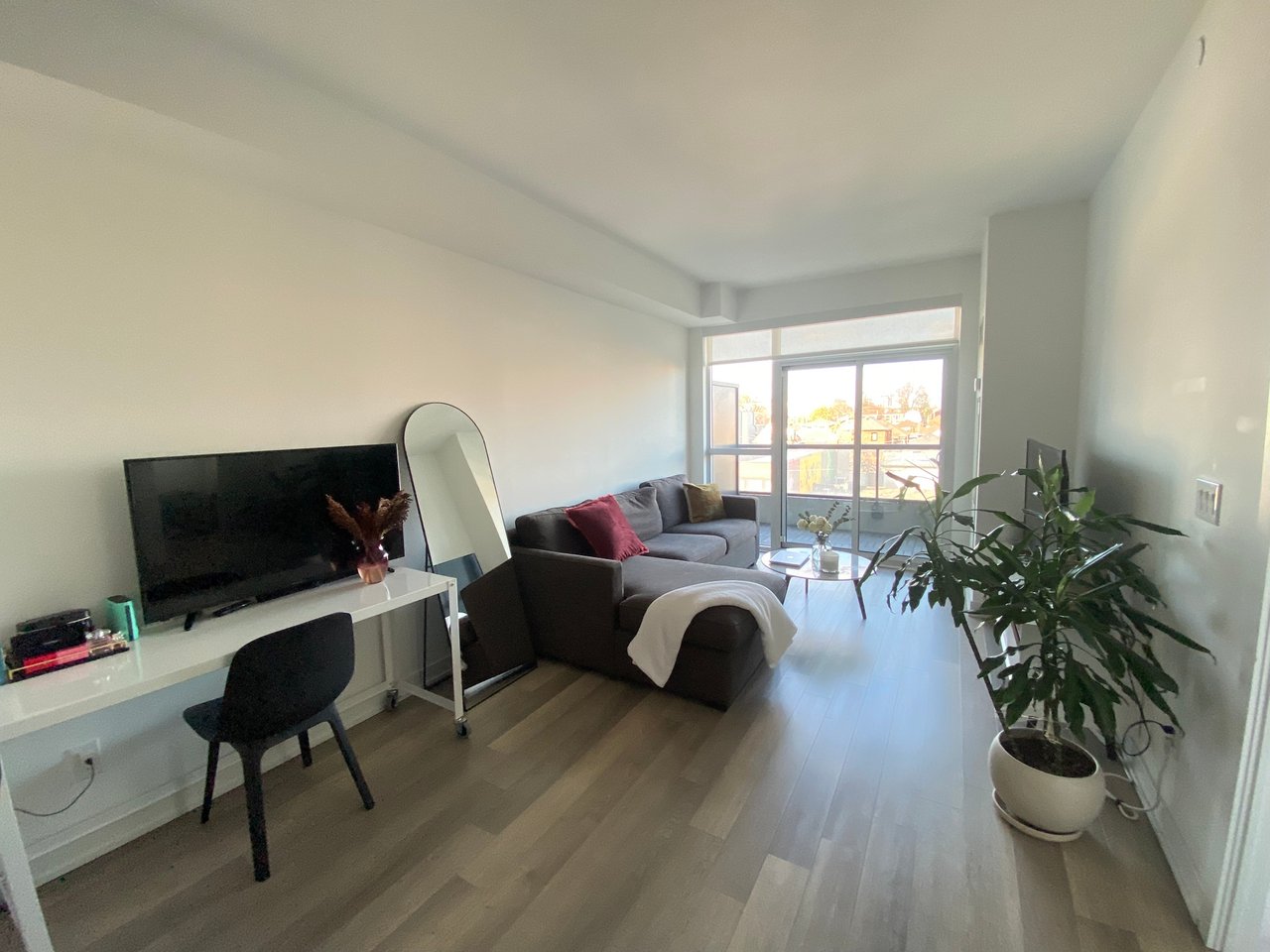 1603 Eglinton Ave W Unit: 314