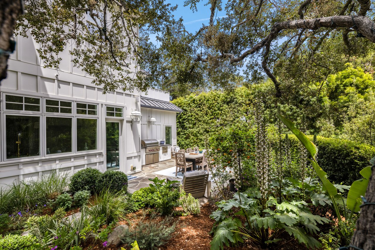 Sophisticated Coastal Design by Gray Malin