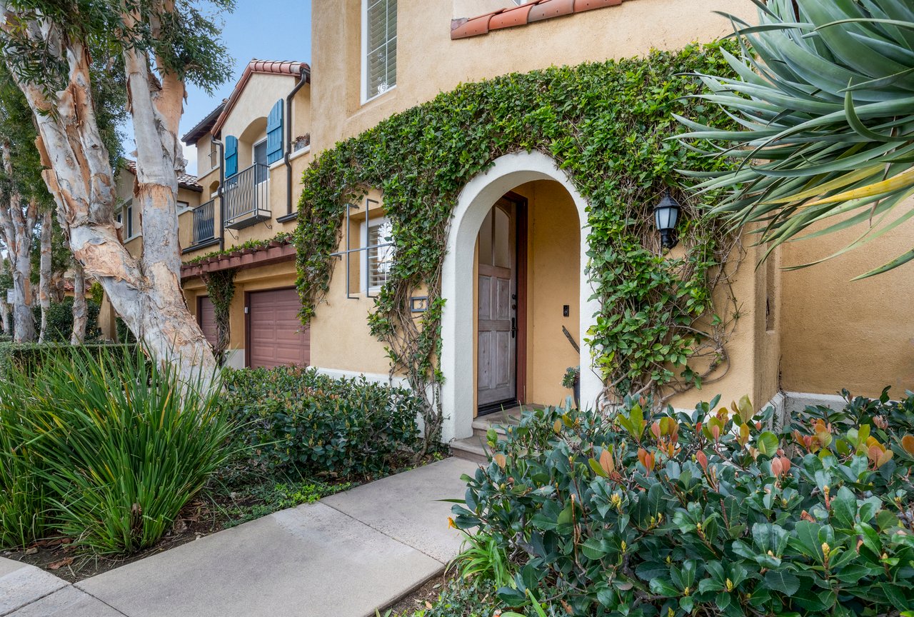 3 Savona Court