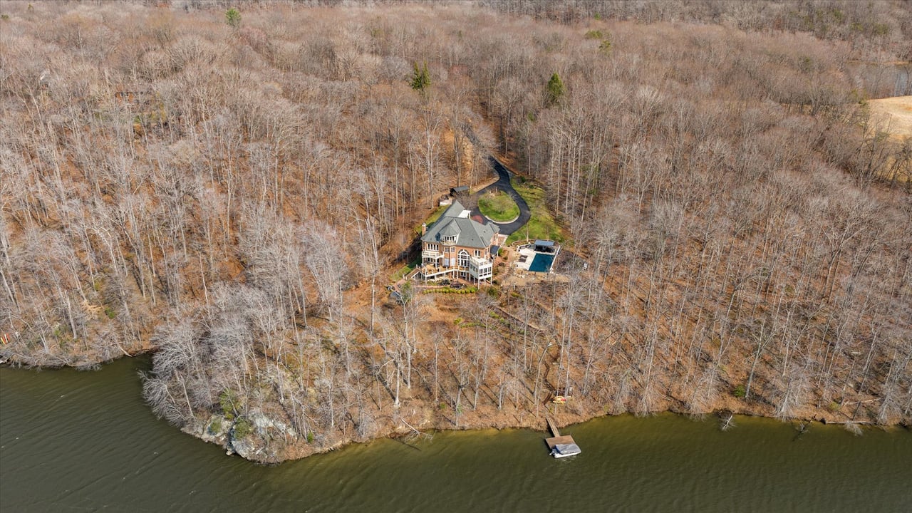 10036 Lake Occoquan Dr