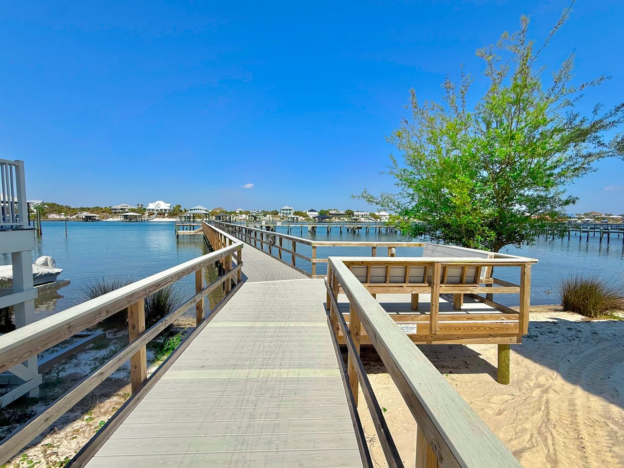 PERDIDO KEY BEACH HOUSE 208 CLIPPER DR 