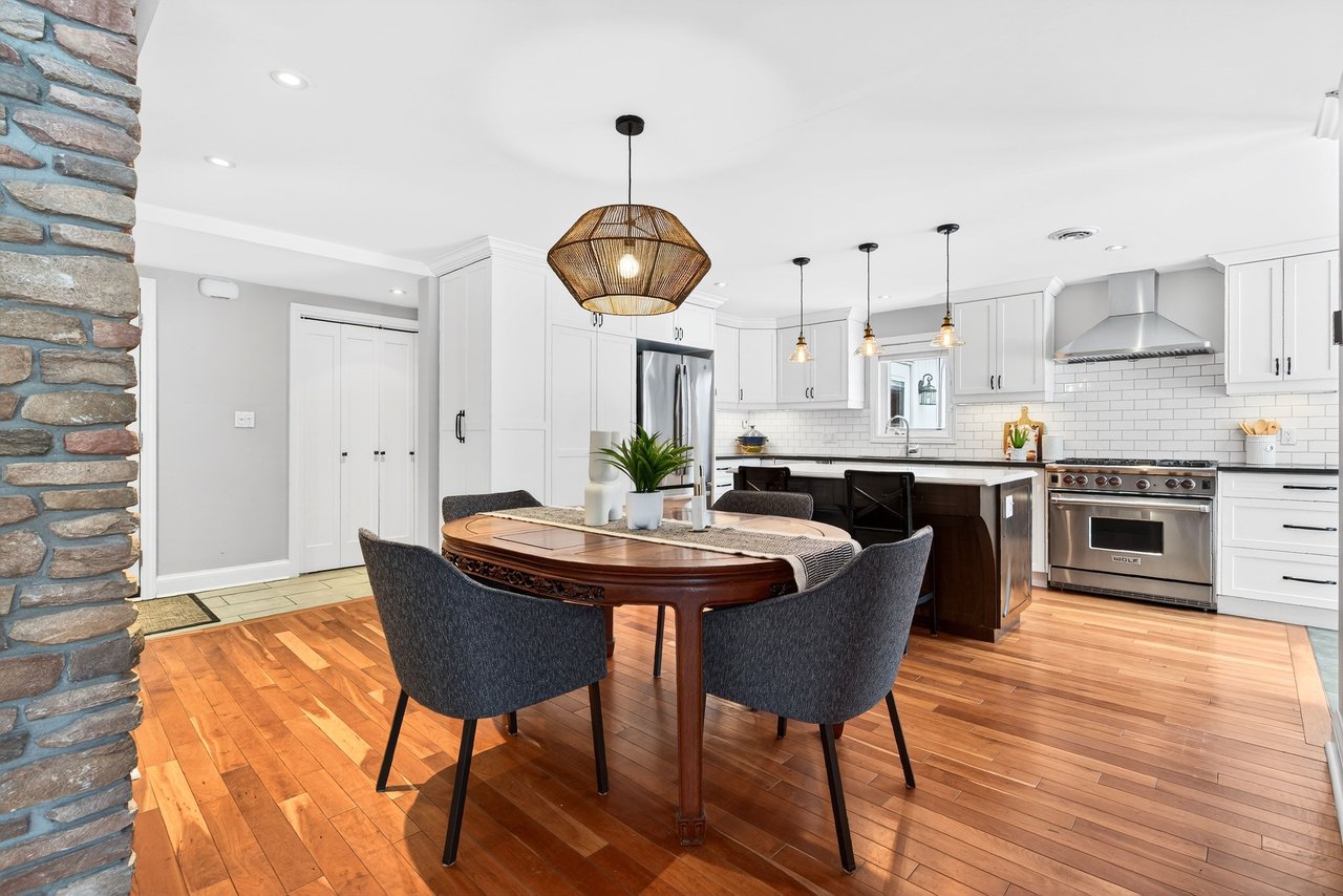 Aldershot Ranch-Style Oasis