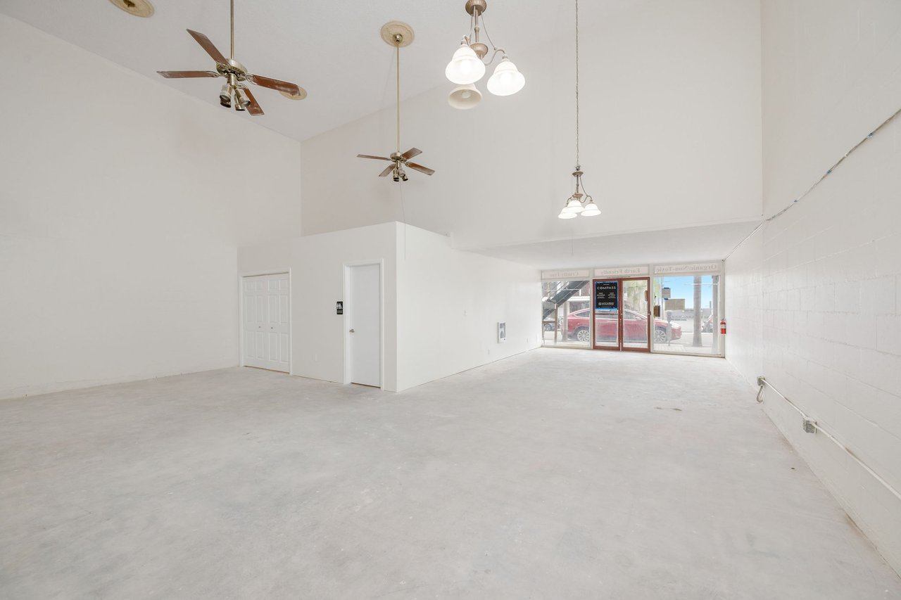 808 Manhattan Avenue Unit A