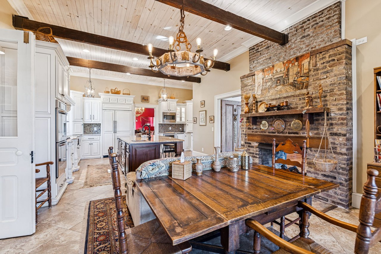 1512 Williamsport Pike