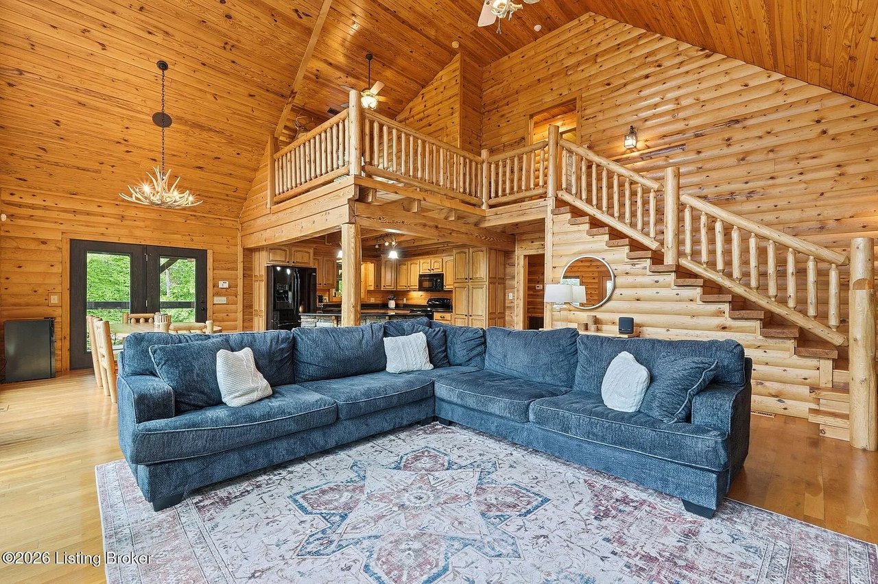 29 River Run Ln