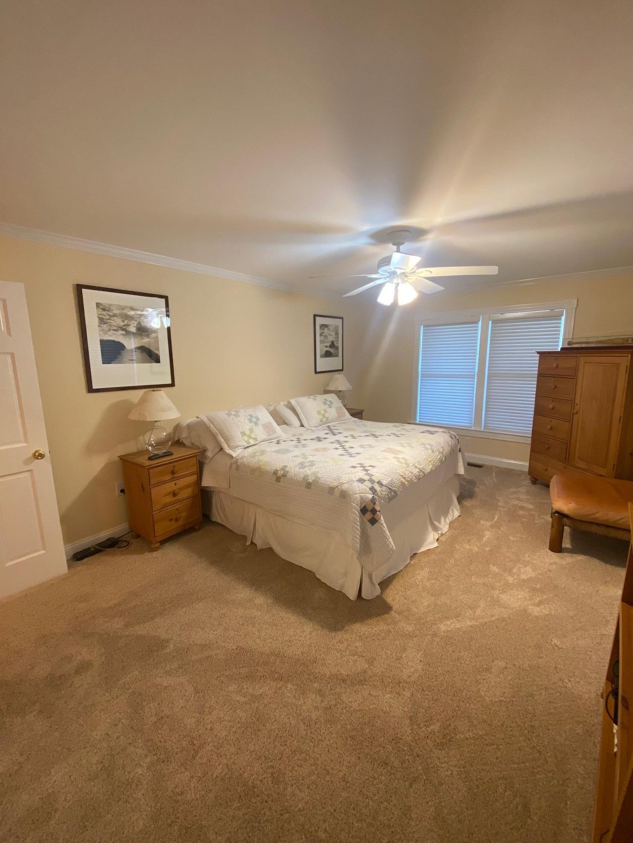 #1706 Oceanfront with Pool