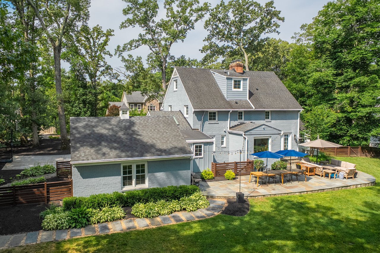 1138 Cameron Rd