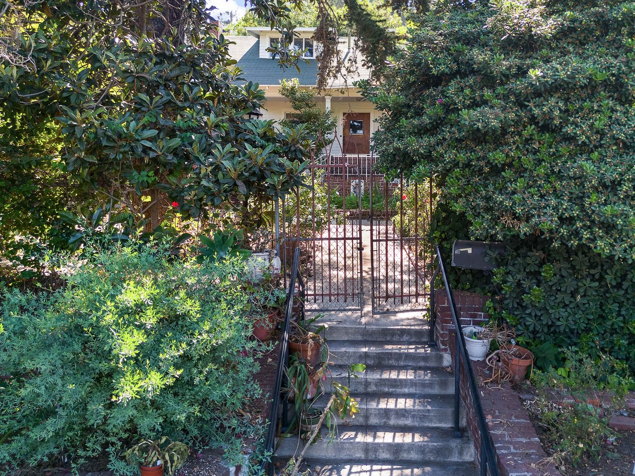 5061 College View Avenue